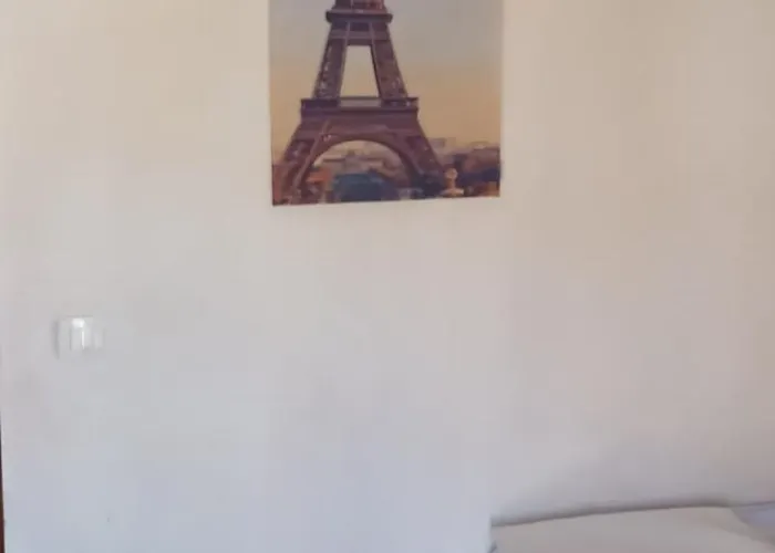 Sunny 2 Apartment